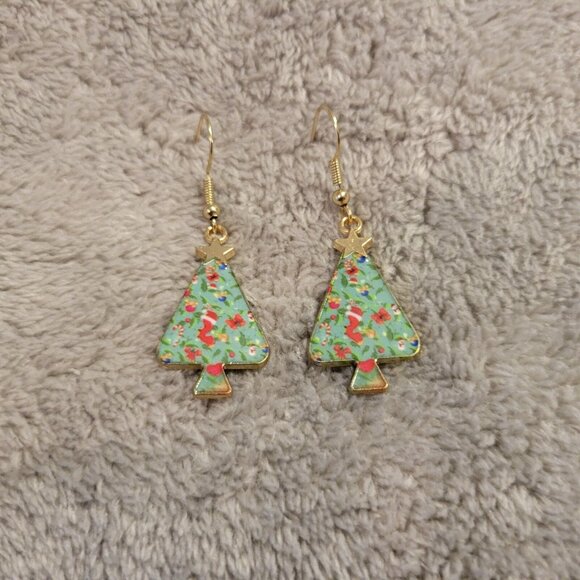 Christmas Trees #2 Womens Earrings One Pair Stockings Hanging Gold Tone E80E - Picture 1 of 3